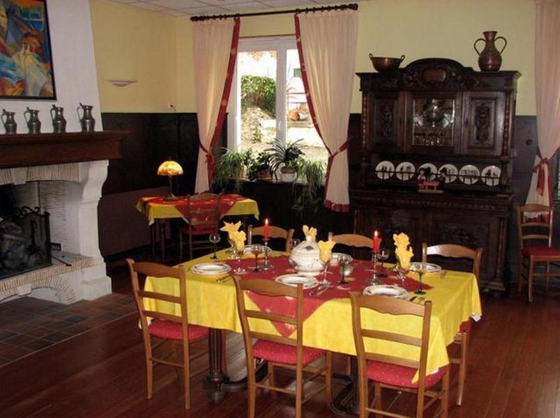 Le Soleil Bed and Breakfast Wildenstein Exteriör bild