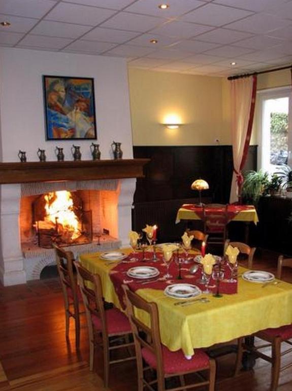Le Soleil Bed and Breakfast Wildenstein Exteriör bild
